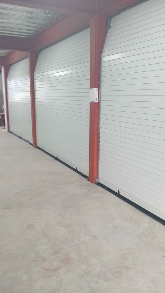 reparación de cortinas metálicas en León Gto